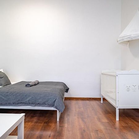 Family Apartment Ostrava Exterior photo