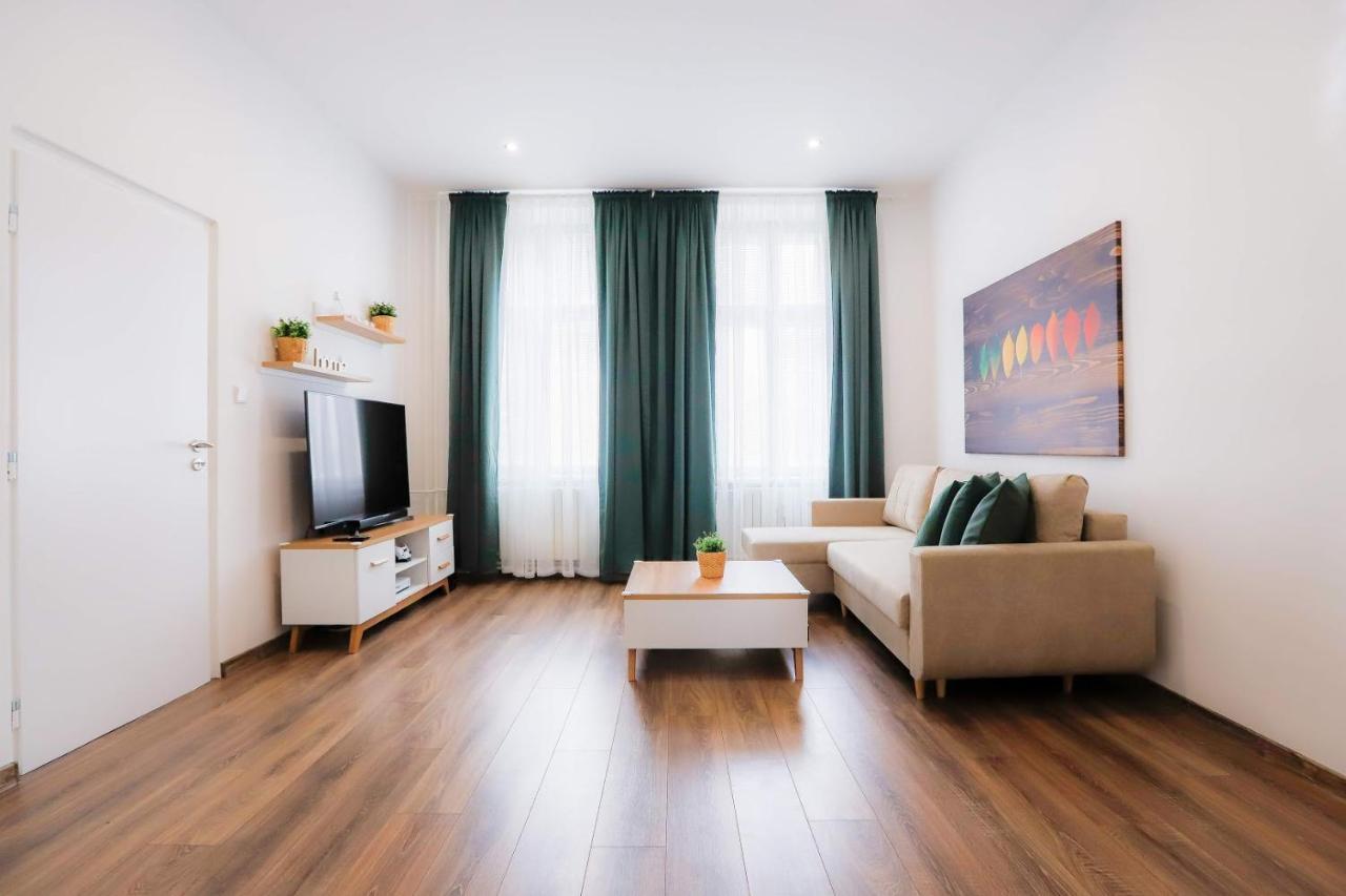 Family Apartment Ostrava Exterior photo