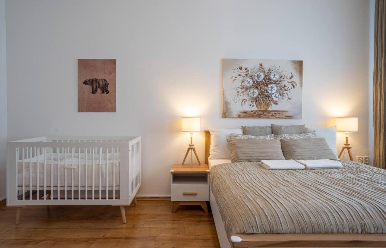 Family Apartment Ostrava Exterior photo