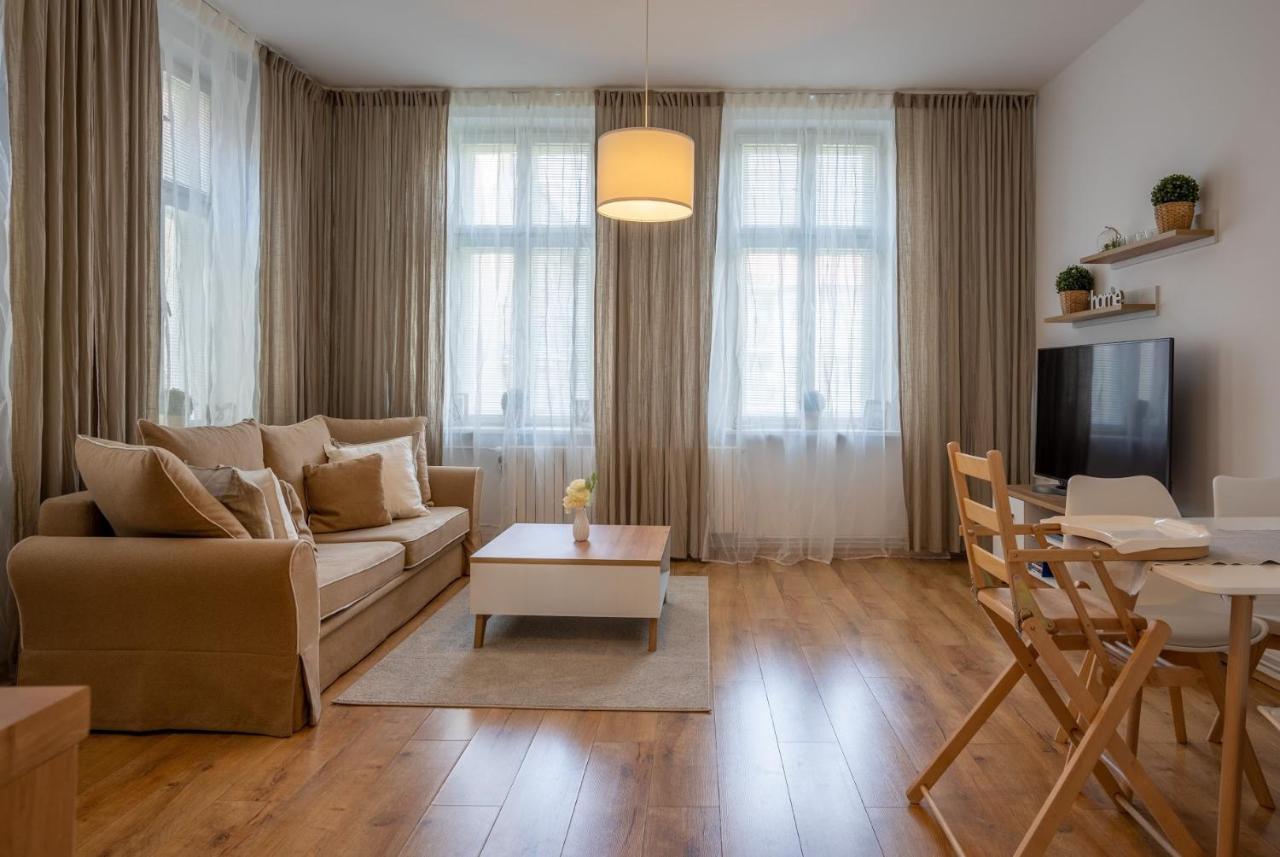 Family Apartment Ostrava Exterior photo