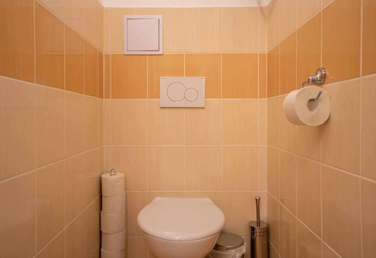 Family Apartment Ostrava Exterior photo