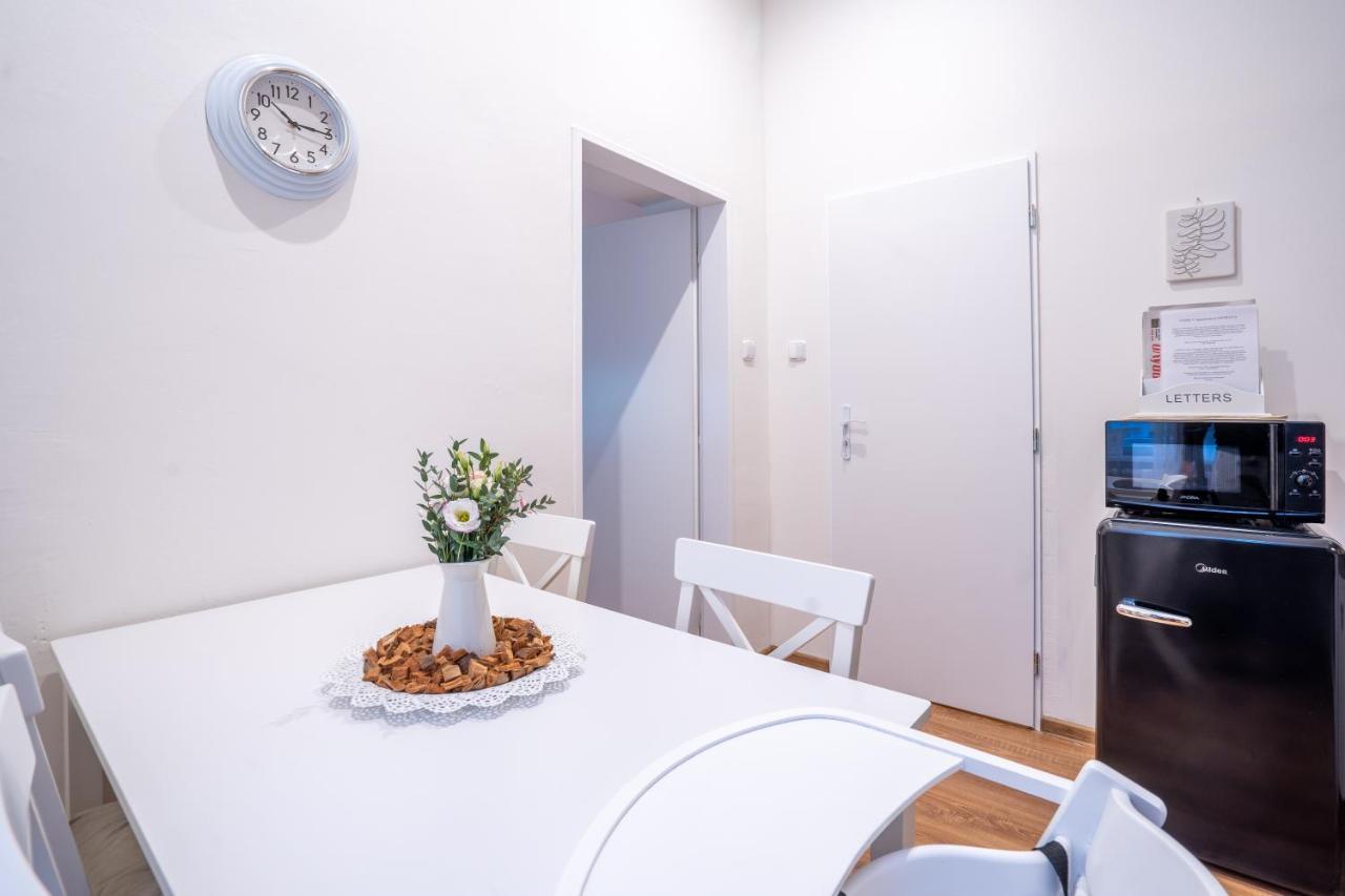 Family Apartment Ostrava Exterior photo