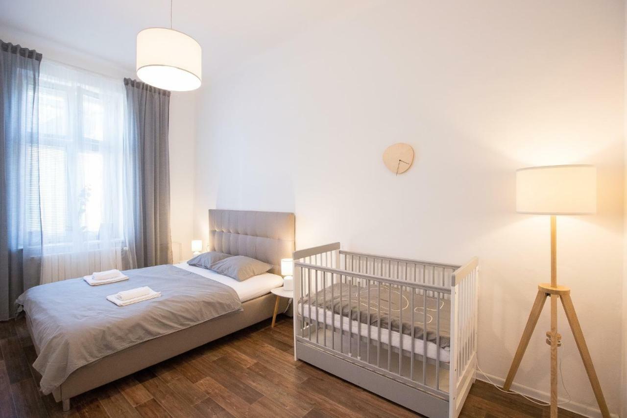 Family Apartment Ostrava Exterior photo
