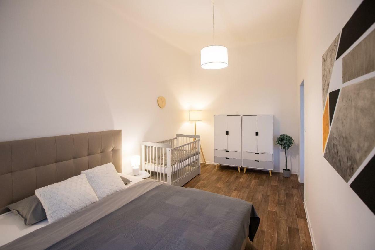 Family Apartment Ostrava Exterior photo